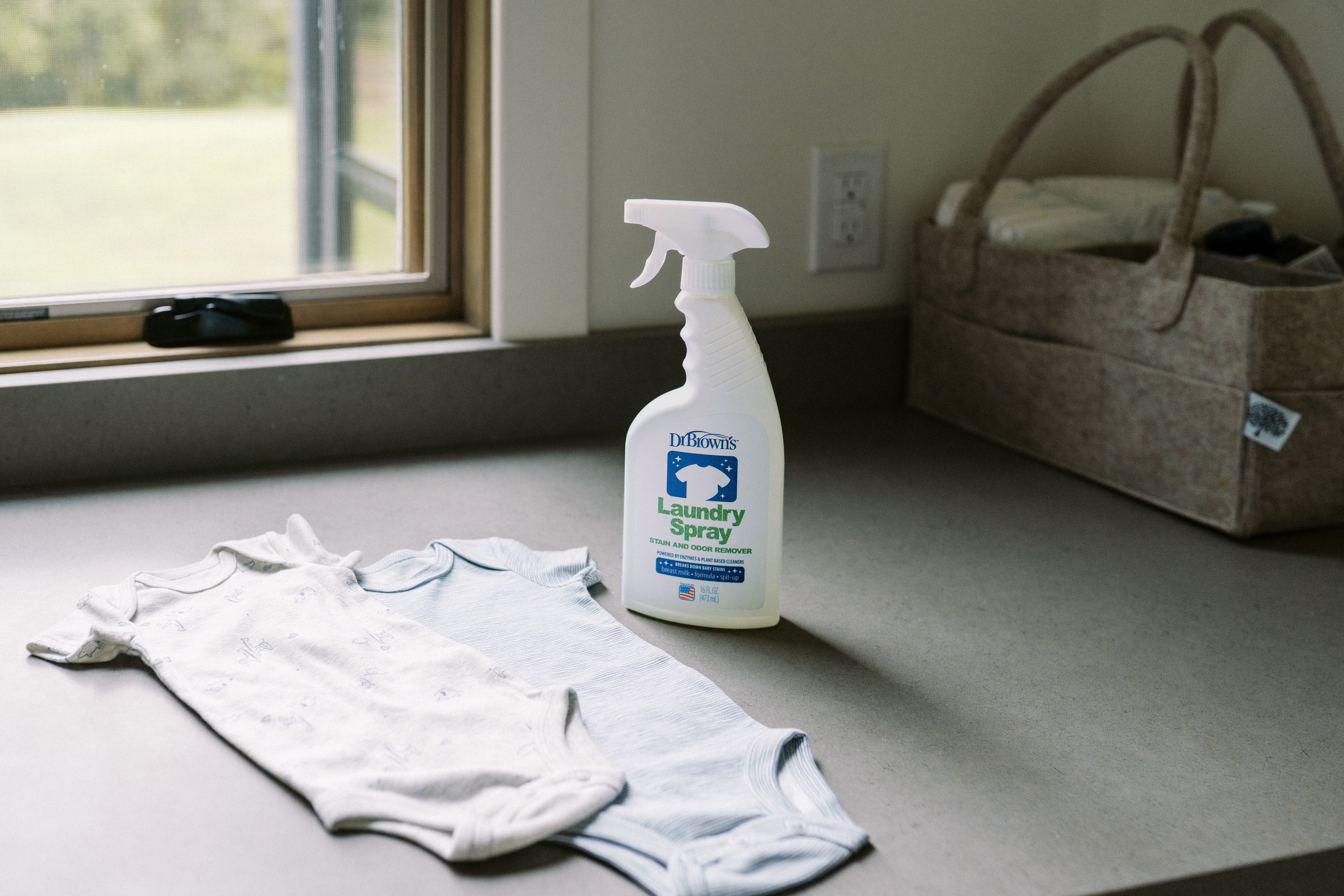 Laundry Spray, 16 FL oz / 473 mL