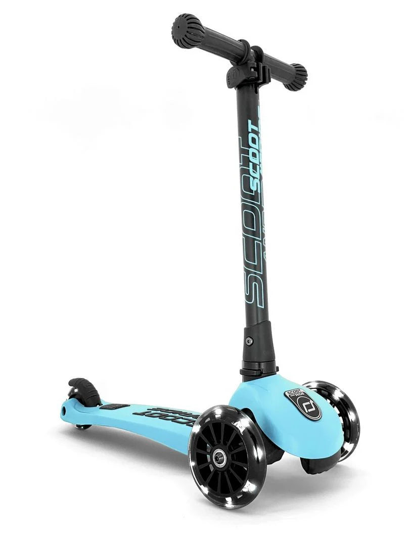 Scoot & Ride - Highwaykick 3 LED Ride-On