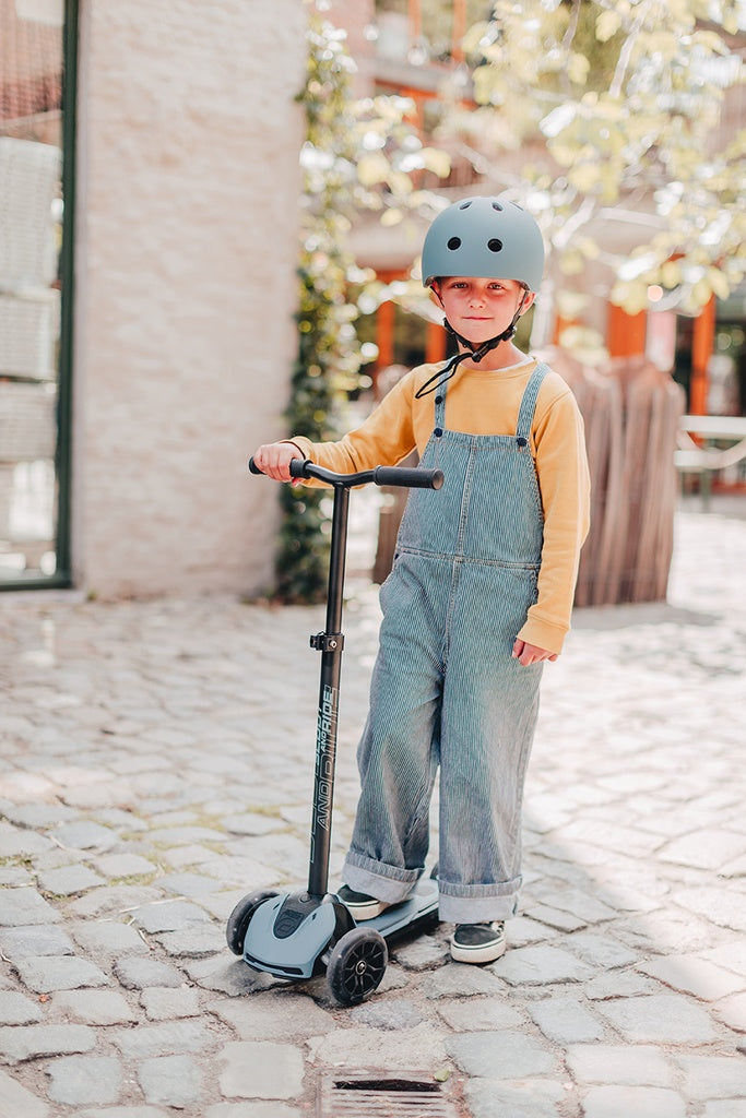 Scoot & Ride - Highwaykick 5 LED Ride-On